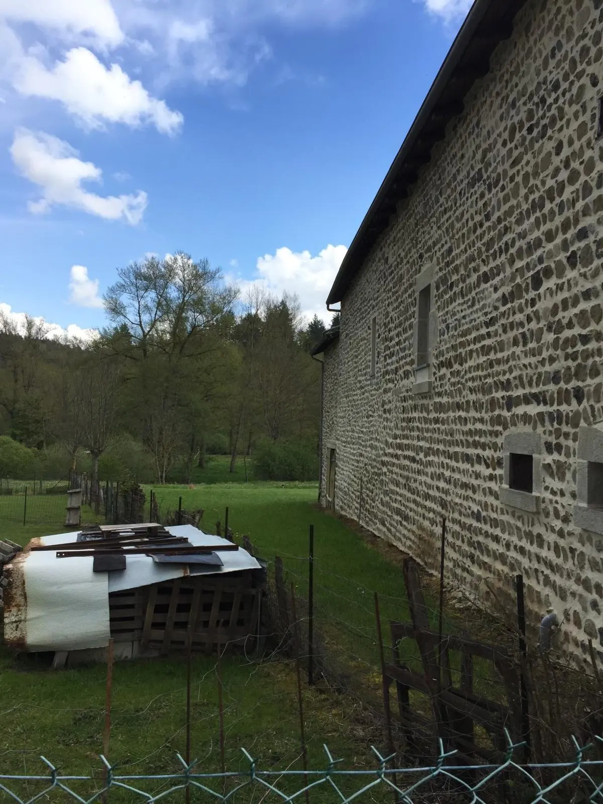 Réalisation de rejointoiement de façade en pierre en Haute-Loire 8